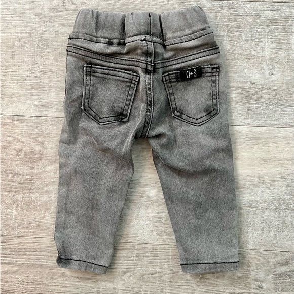 Olive + Scout Distressed Jeans - Picture 3 of 4